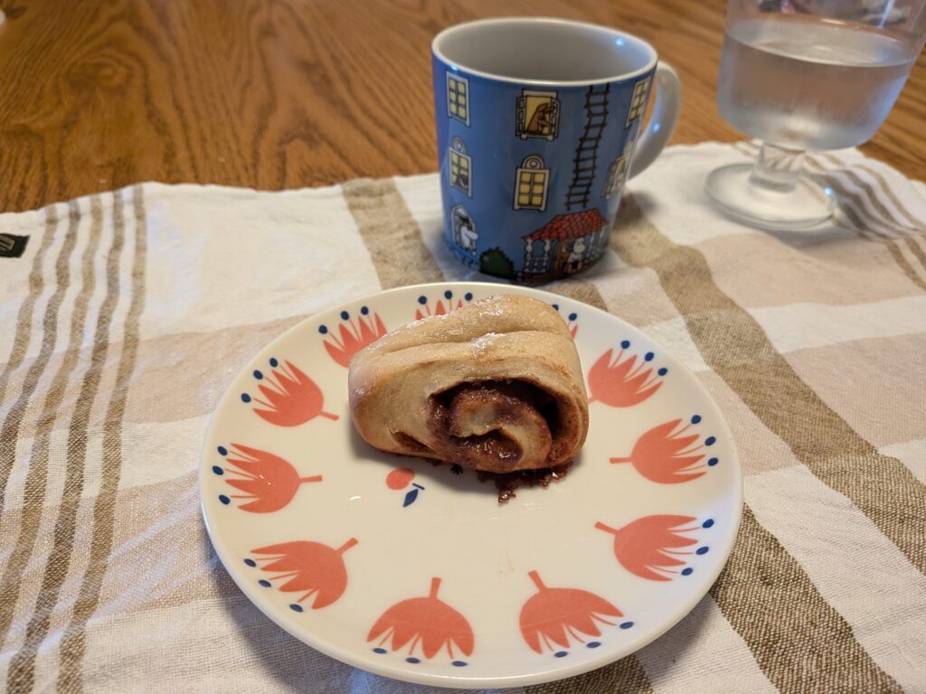 自分で作ったシナモンロール